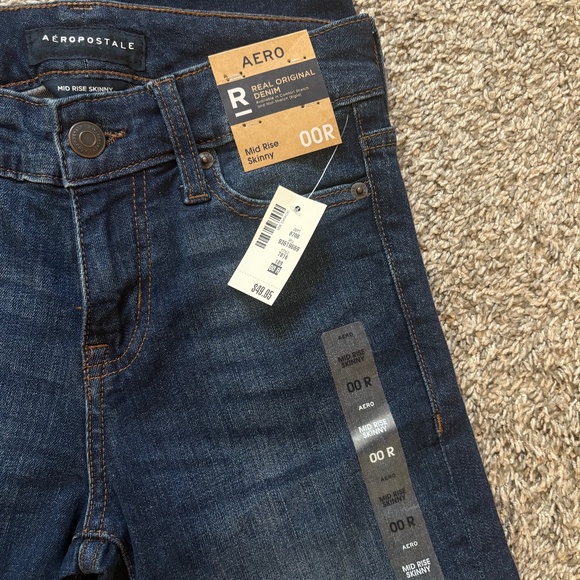 Aero Mid Rise Skinny Jeans - Picture 4 of 4
